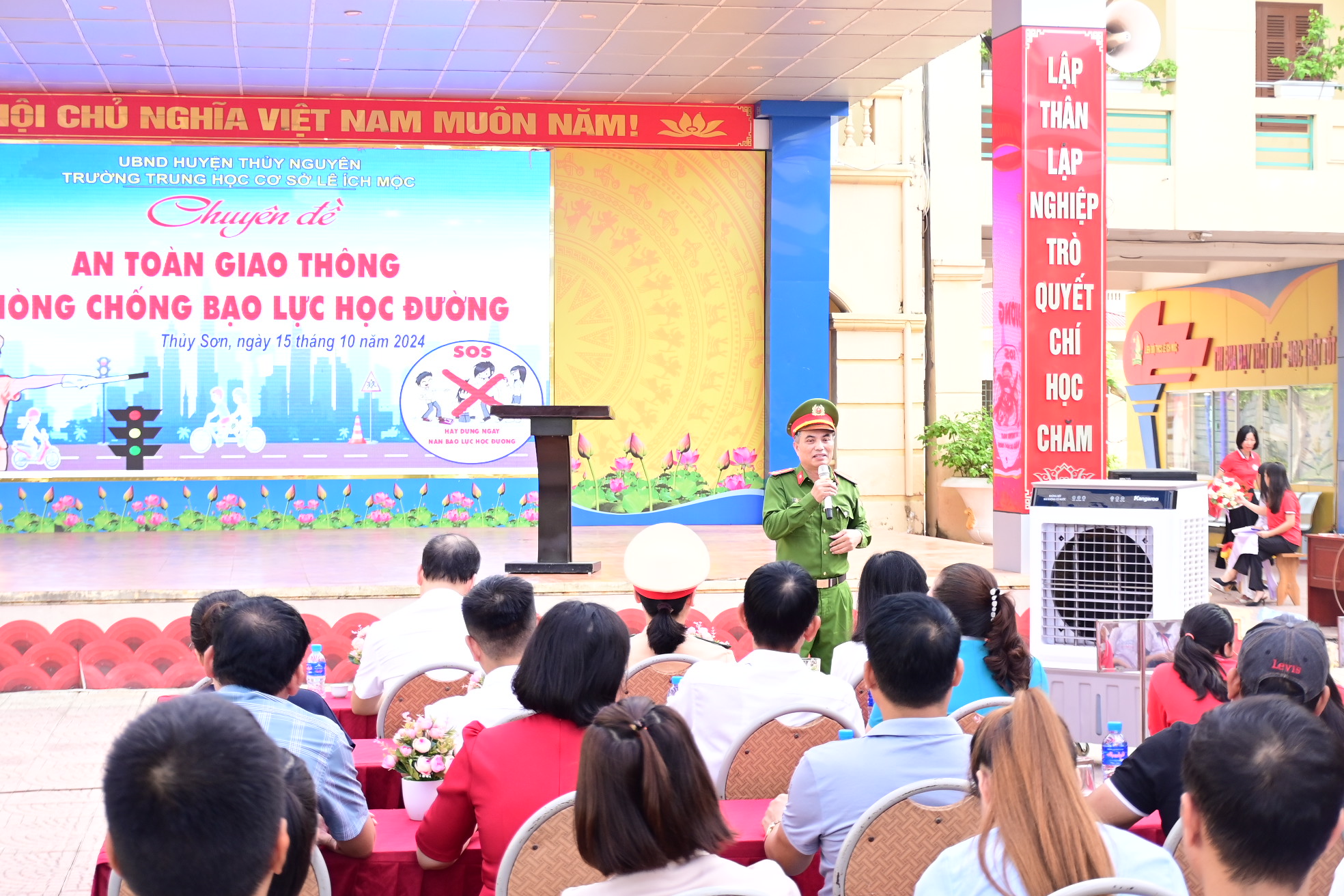 Phối hợp tổ chức chuyên đề 